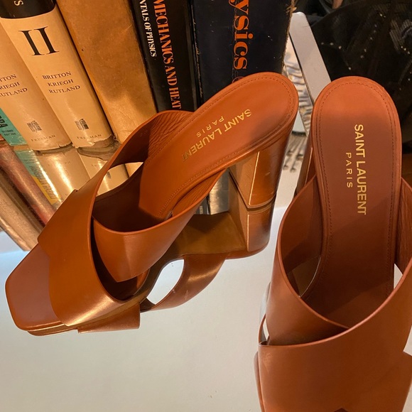 Brown saint laurent heels 39 1/2 - Picture 3 of 7